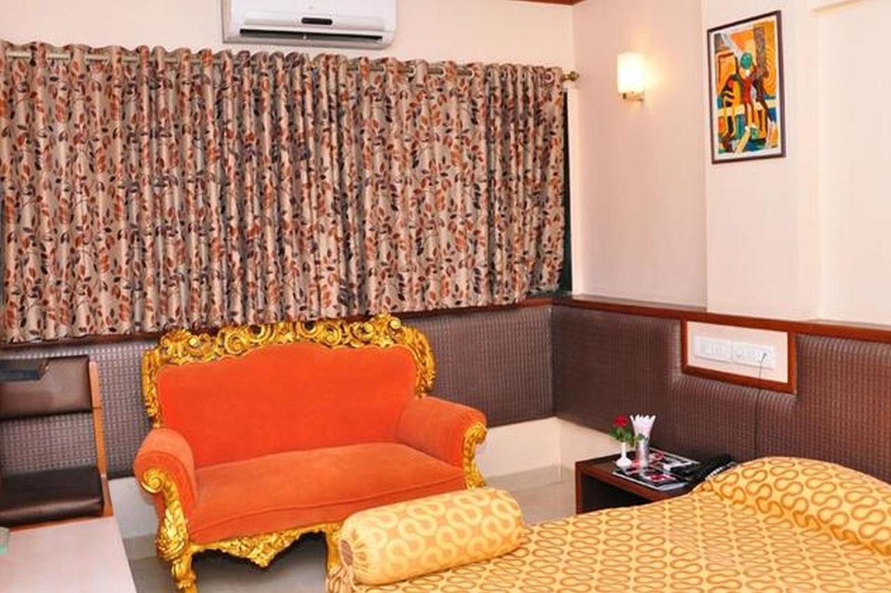 Hotel Siddhartha Mumbai Exterior photo