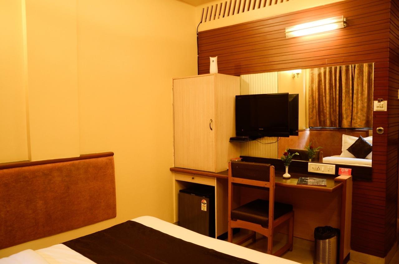 Hotel Siddhartha Mumbai Exterior photo